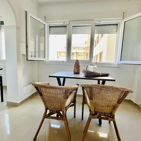 A Pie De Playa. Apartamento Cádis